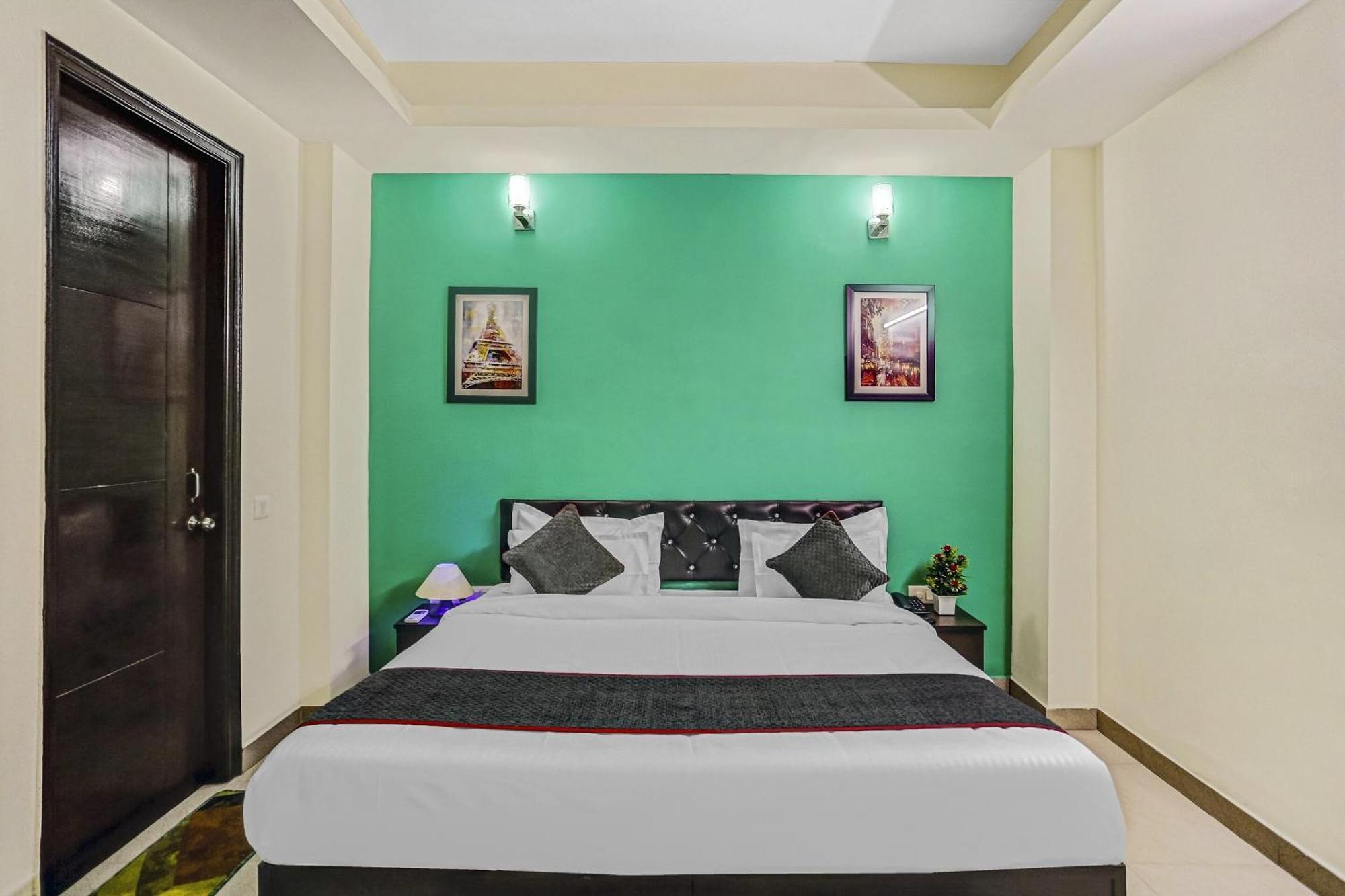 Townhouse Rumaisa Indirapuram Kültér fotó