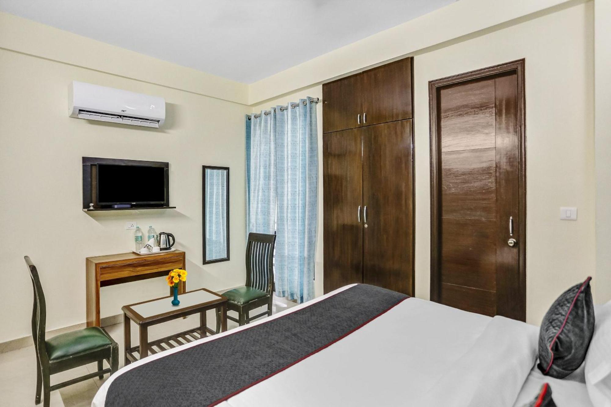 Townhouse Rumaisa Indirapuram Kültér fotó